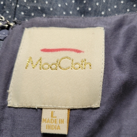 Modcloth Blue Dot Dress with cut out - Picture 3 of 7